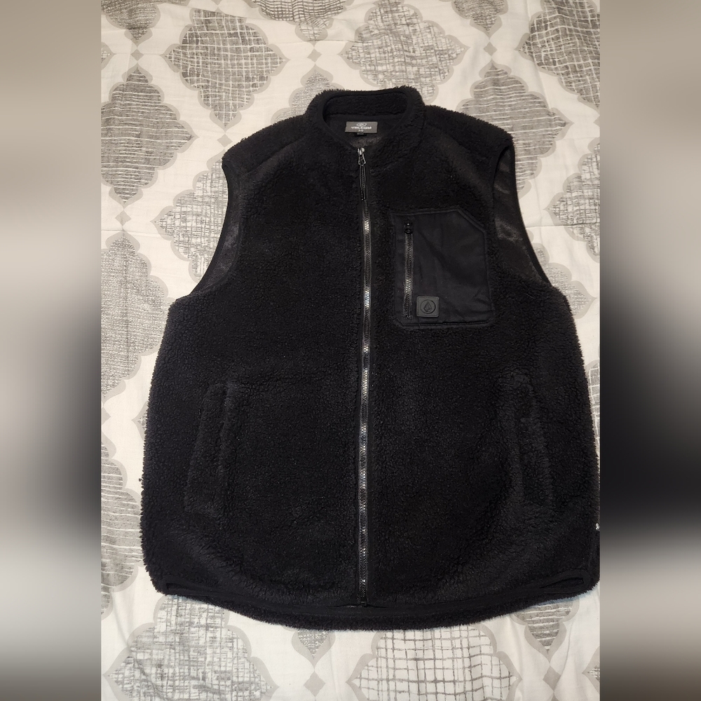 New Volcom fuzzy vest